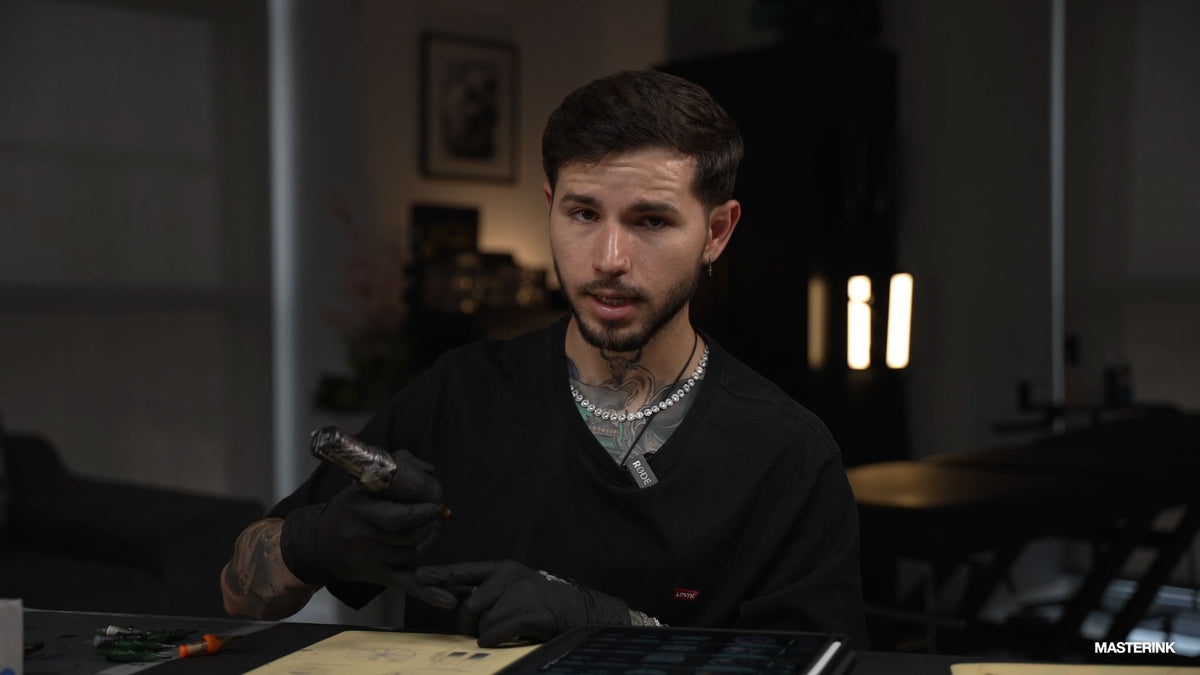 Un retrato completo tatuado de principio a fin, sin cortes